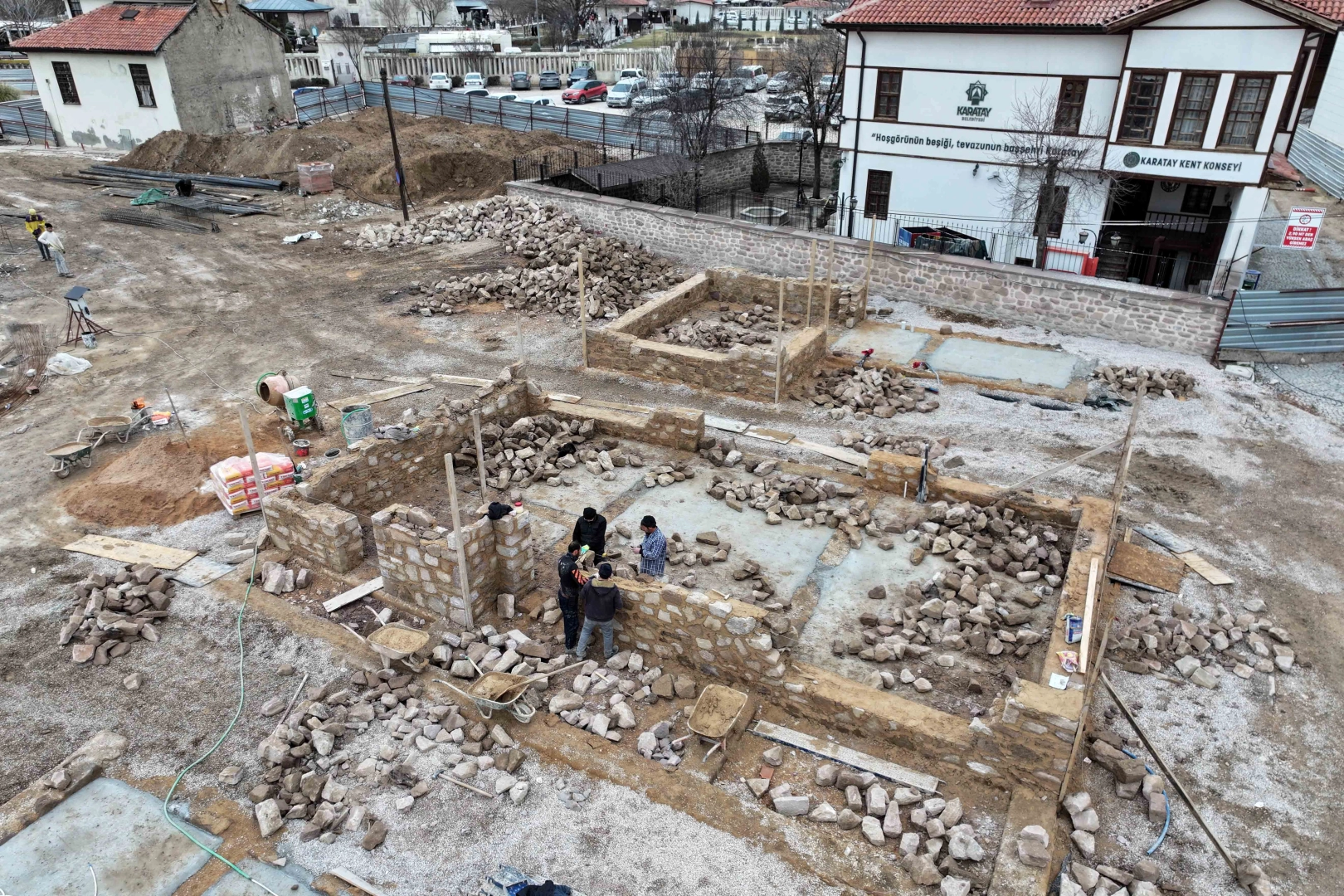 Konya Karatay&rsquo;da 6 tescilli tarihi yapı yeniden ihya ediliyor