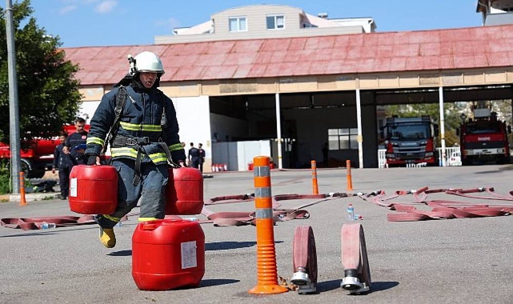  Antalya itfaiyesinin taze kanları g&ouml;reve hazır 