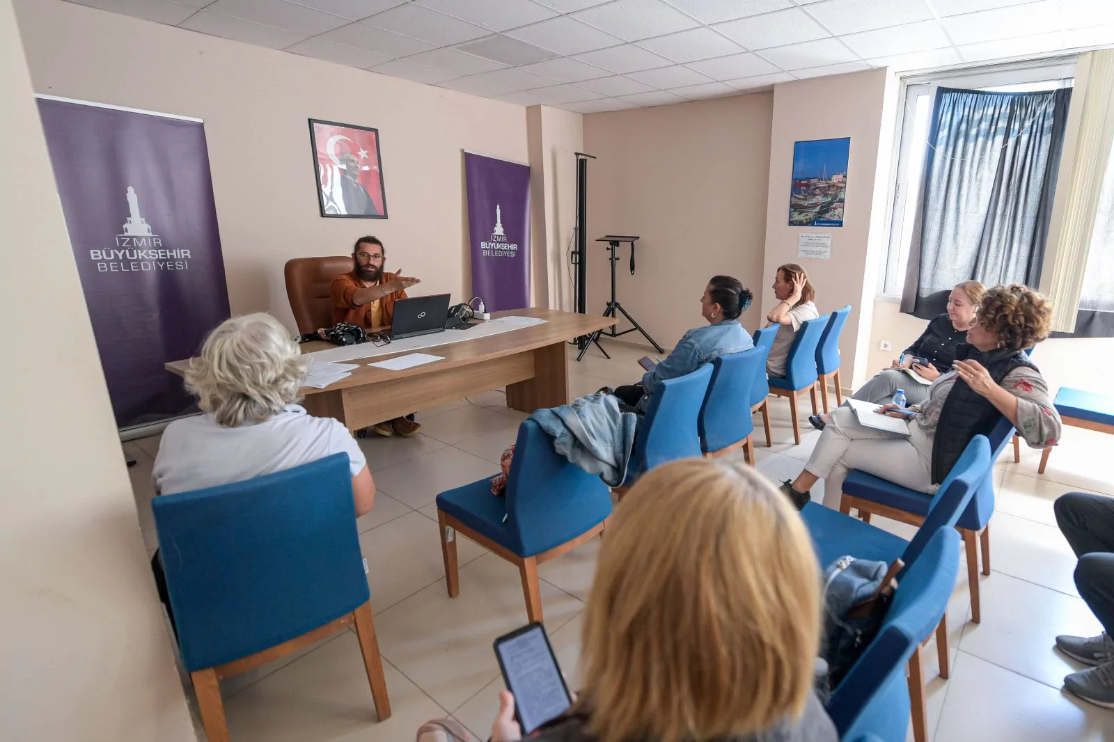 İzmir&rsquo;de yazarlık eğitimleri başladı