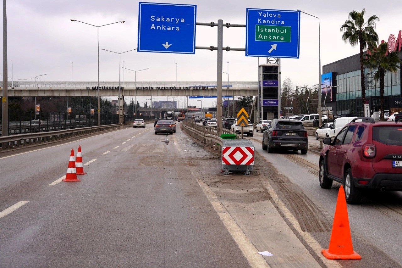 Kocaeli&rsquo;de trafik g&uuml;venliği i&ccedil;in 6 noktaya &ccedil;arpışma yastığı