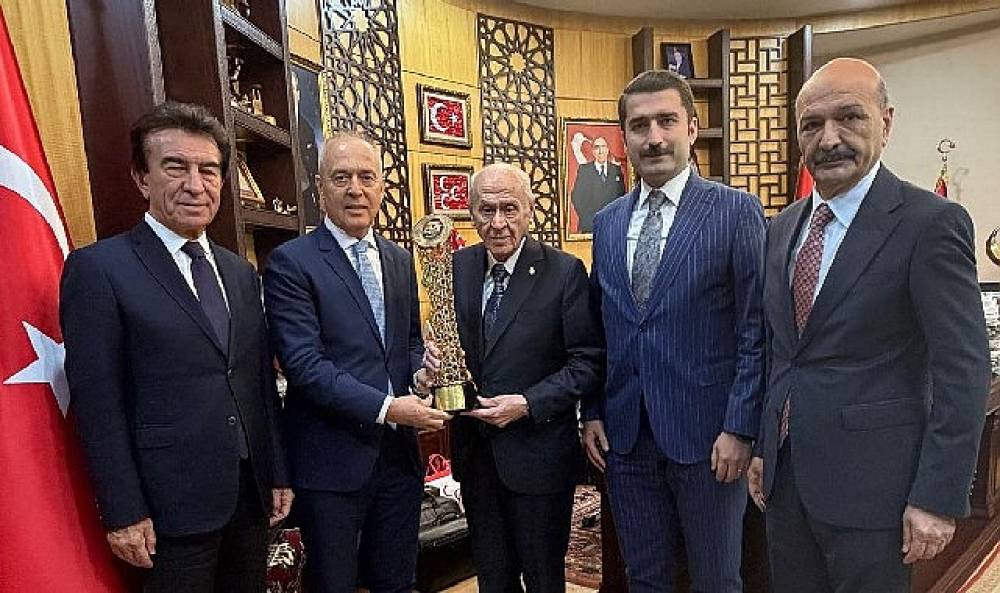Türkiye Bisiklet Federasyonu'ndan MHP Genel Başkanı Devlet Bahçeli Ziyareti