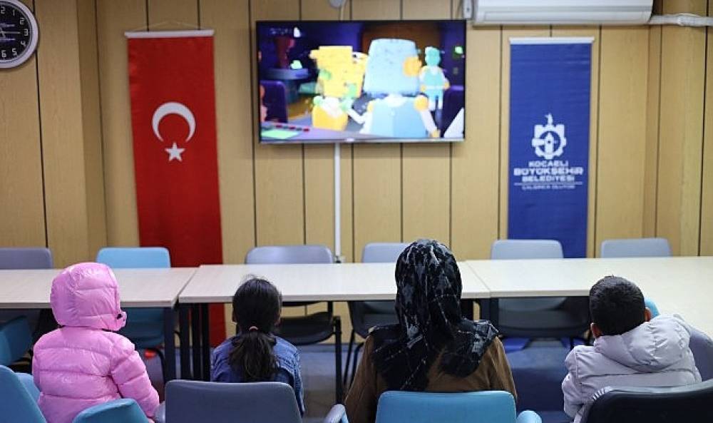 Evsiz aileye B&uuml;y&uuml;kşehir'den sıcak yuva