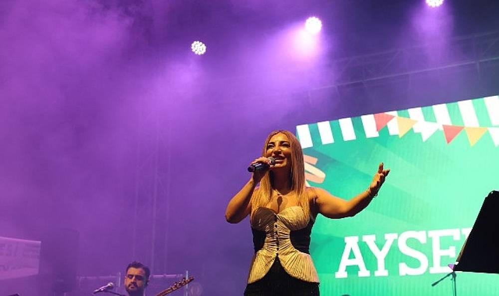 Nil&uuml;fer'de Karadeniz r&uuml;zgarı s&uuml;r&uuml;yor