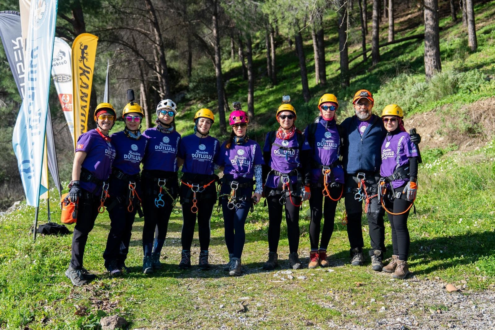 Manisa&rsquo;da kadın sporcular Gelin U&ccedil;tu Kanyonu&rsquo;nu ge&ccedil;ti