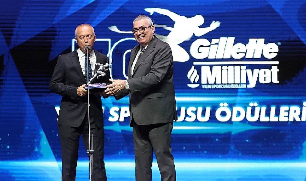 Türkiye Bisiklet Federasyonu 70.Gillette Milliyet Yılın Sporcusu Ödülleri'nde  “Erdoğan Demirören Büyük Ödülü'ne
