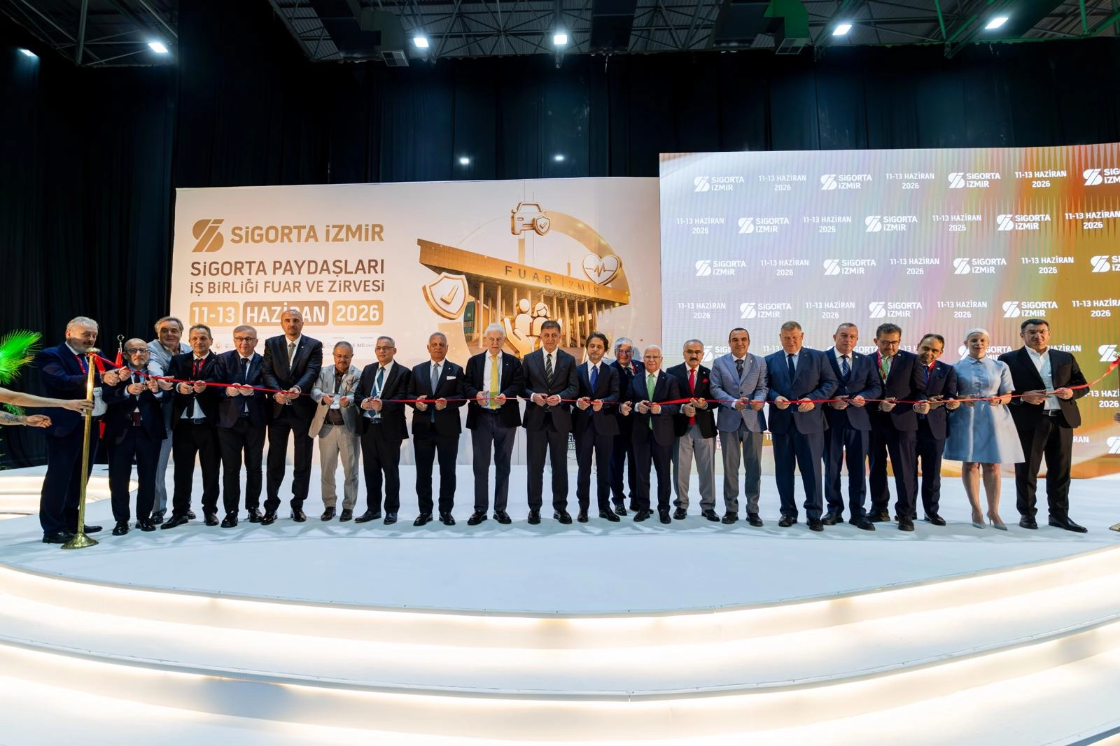 Sigorta sekt&ouml;r&uuml; İzmir&rsquo;de buluştu