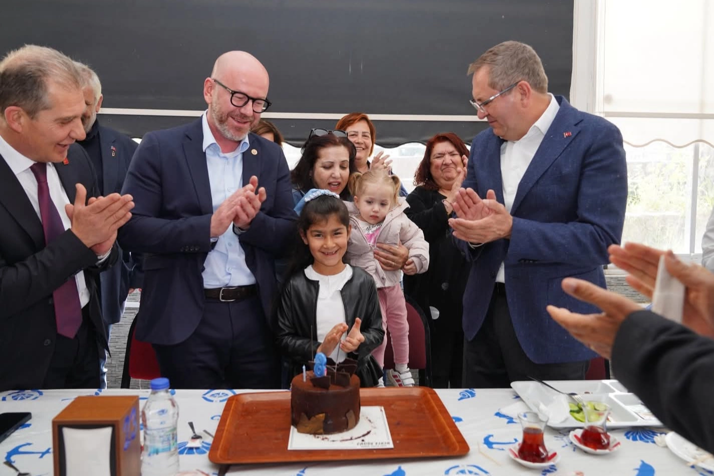 CHP'den Ayvalık&rsquo;ta dayanışma buluşması