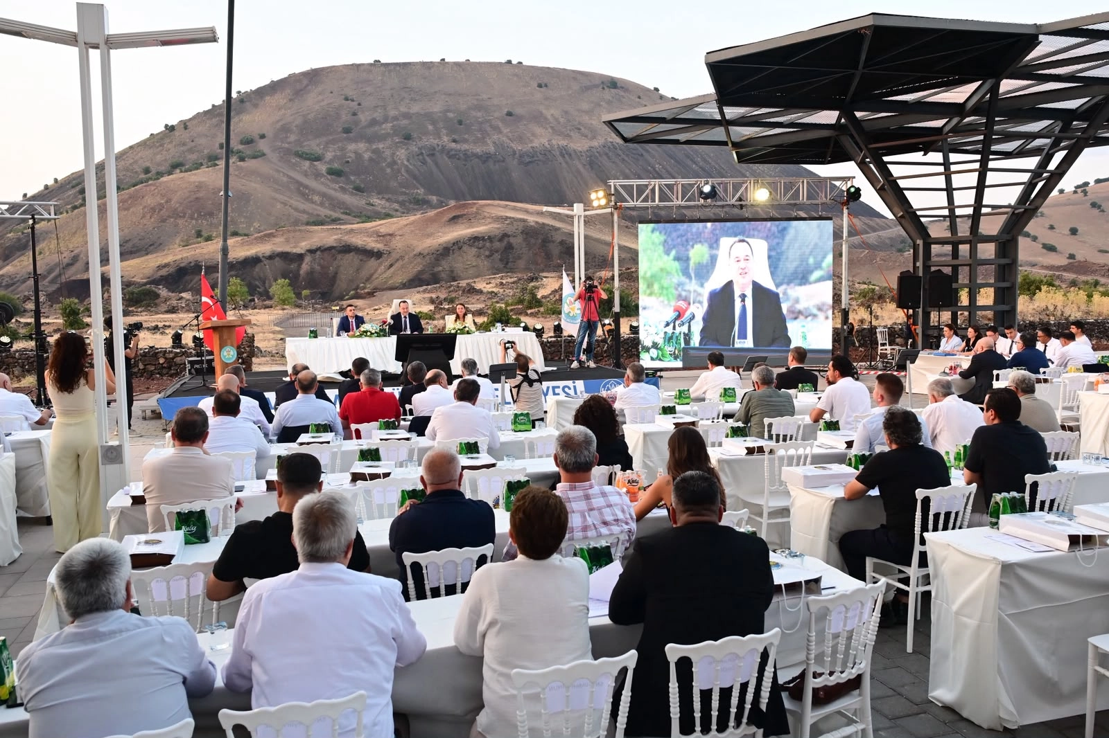 İzmir &Ccedil;iğli&rsquo;de Mahalle Sinema G&uuml;nlerine b&uuml;y&uuml;k ilgi