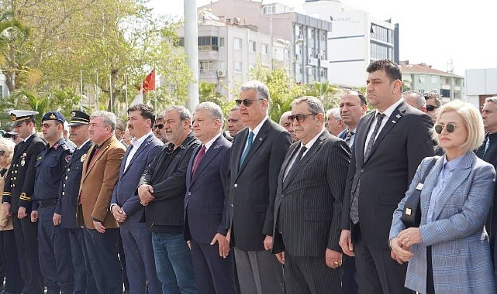 Atat&uuml;rk'&uuml;n Edremit'e gelişinin 92. yılı t&ouml;renlerle kutlandı