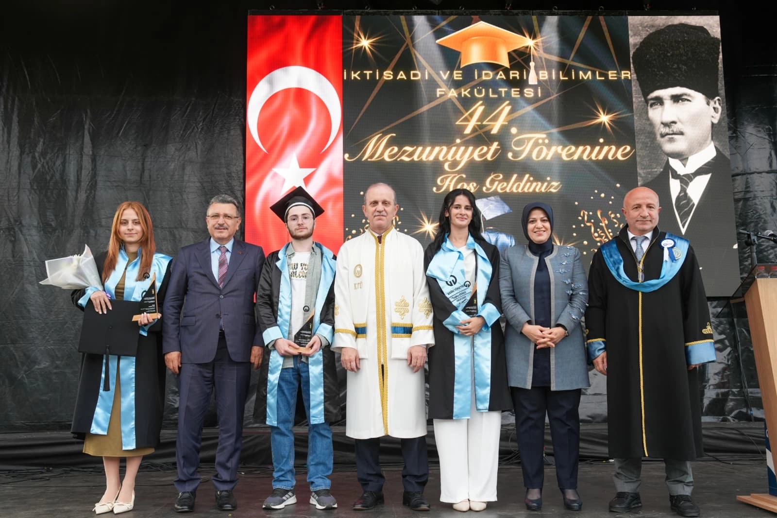 Trabzon&rsquo;da mezuniyet coşkusu