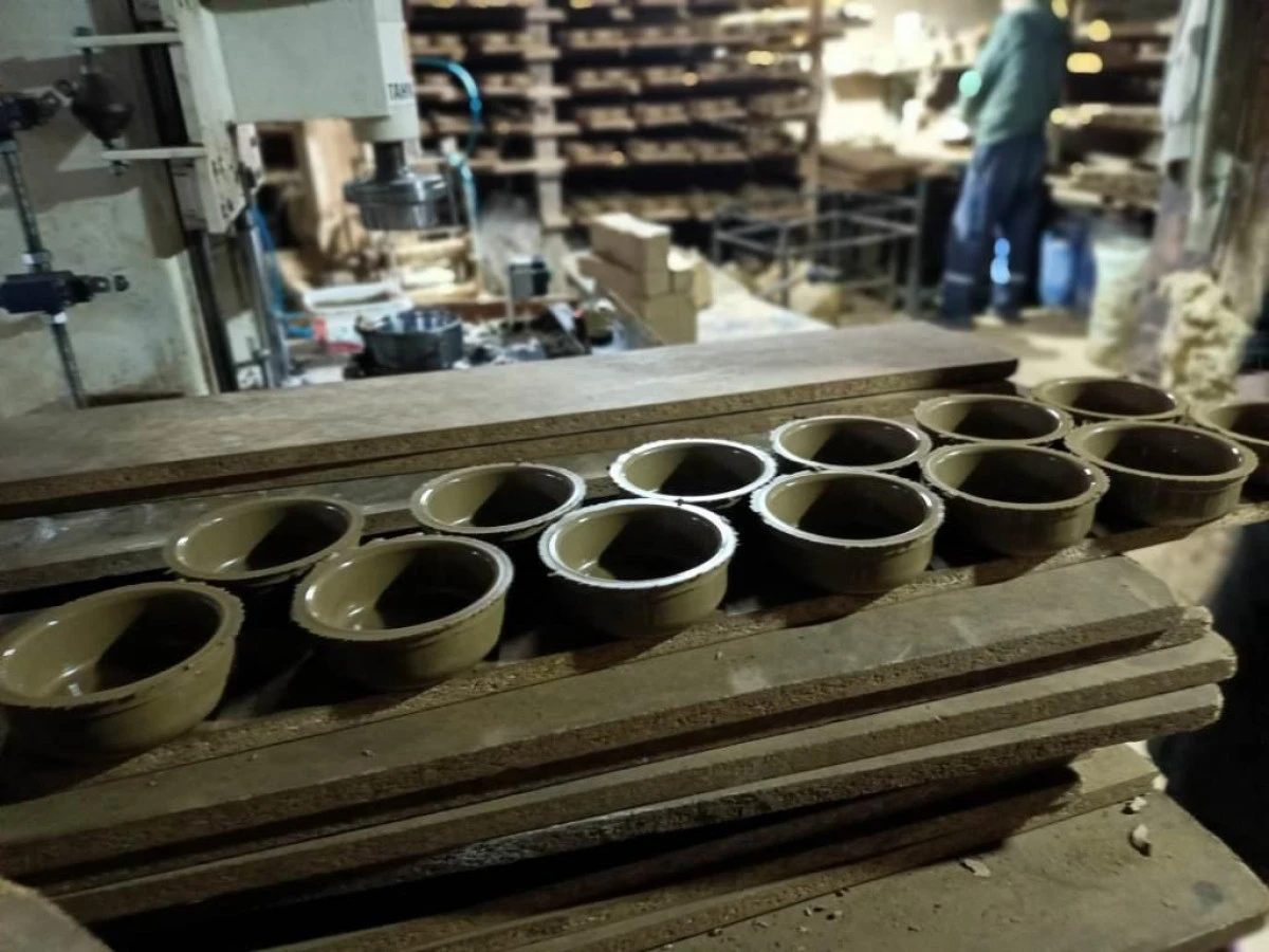 150 Yıllık Miras G&uuml;neşle Buluştu: Kınık&rsquo;ta &Ccedil;&ouml;mlekler Kurumaya &Ccedil;ıktı