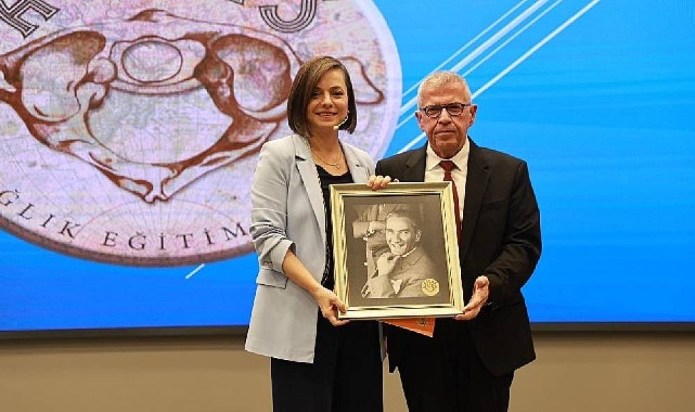 Başkan Kınay'dan &ldquo;G&uuml;&ccedil;l&uuml; Kadın, G&uuml;&ccedil;l&uuml; Toplum" Vurgusu