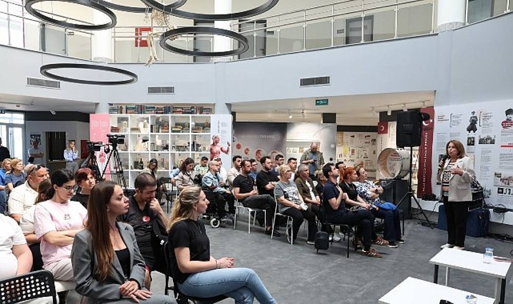 Nil&uuml;fer'de &ldquo;Engelsiz Yaşam Sağlık ve Spor" semineri
