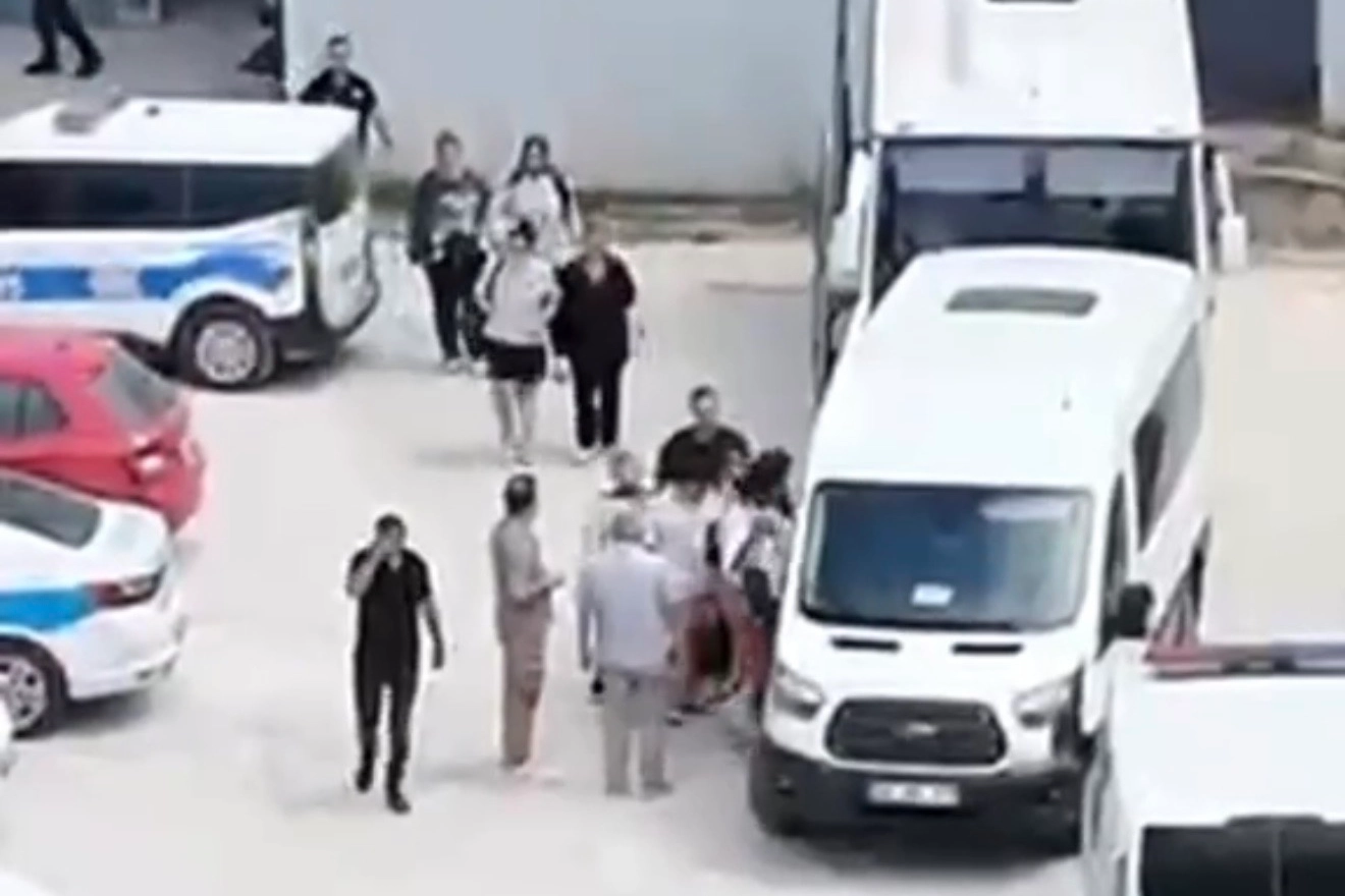 D&uuml;zce Ak&ccedil;akoca&rsquo;da telefon dolandırıcılığı operasyonu: 53 g&ouml;zaltı