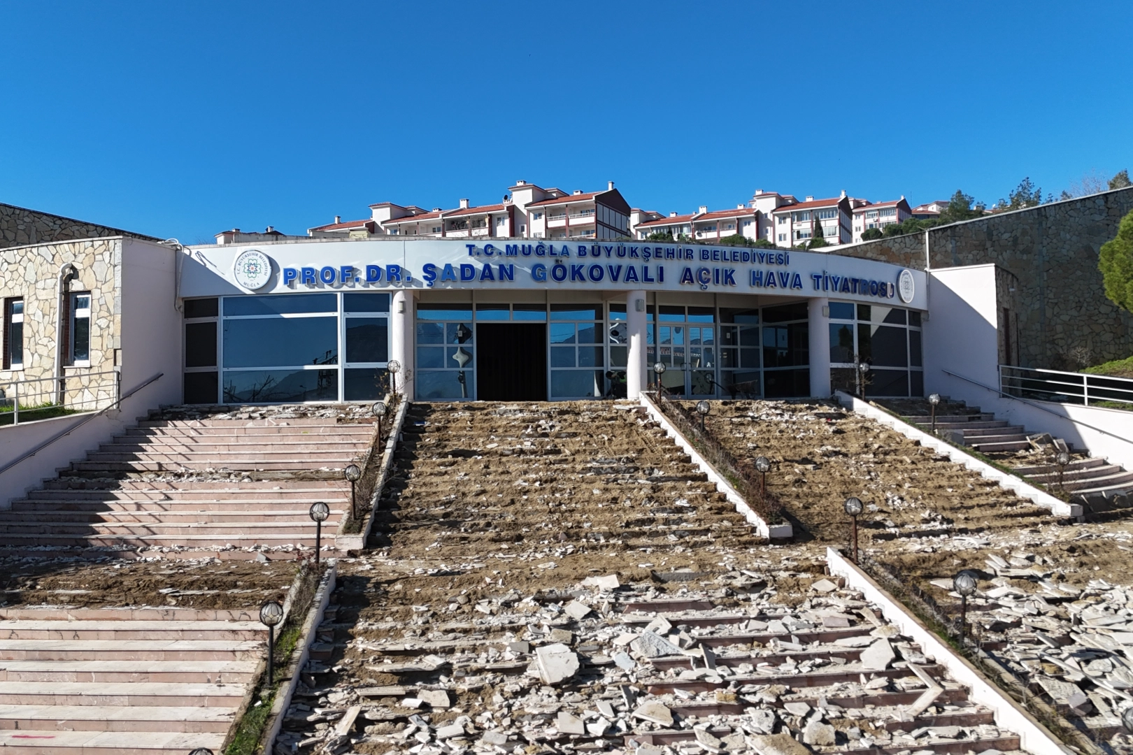 Muğla'da Şadan G&ouml;kovalı A&ccedil;ık Hava Tiyatrosu yenileniyor