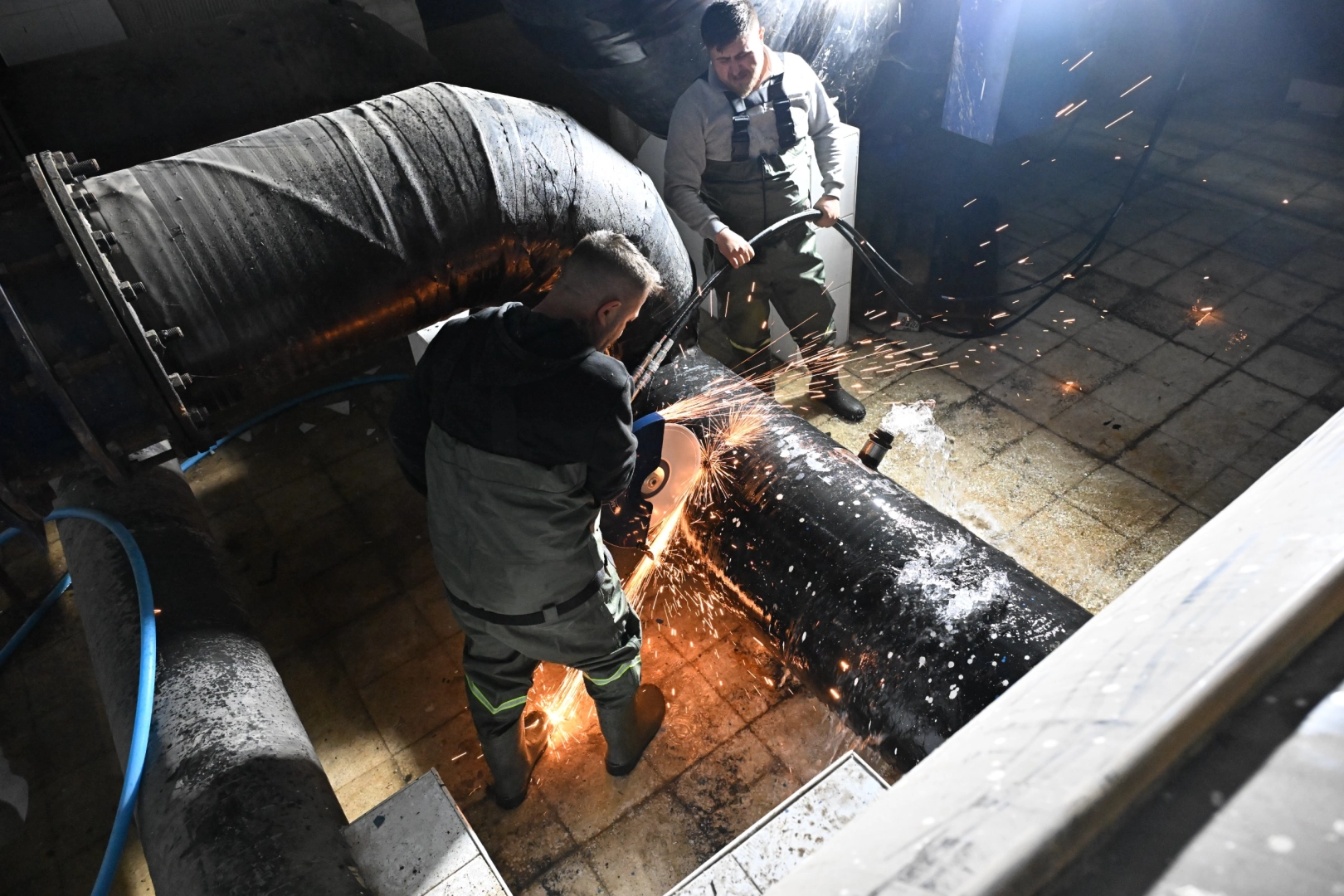 MASKİ&rsquo;den Manisa altyapısında gece mesaisi