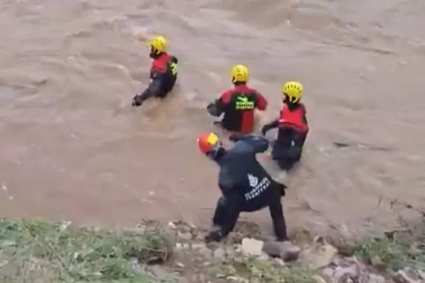 Pendik&rsquo;te sel felaketi! 1 kişinin cansız bedeni bulundu