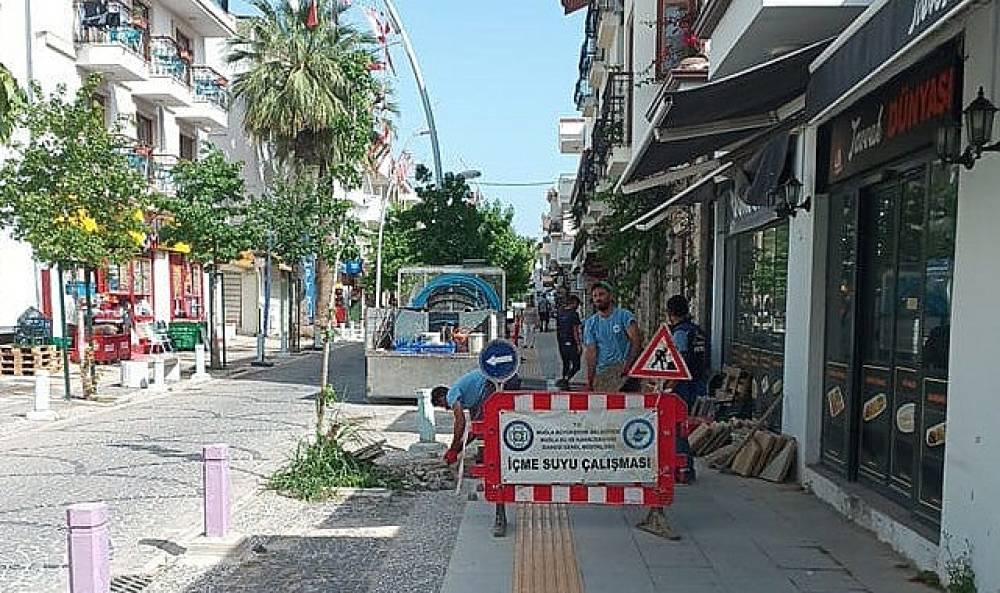 Büyükşehir, Datça'da İçme Suyu Hatlarını Yeniliyor