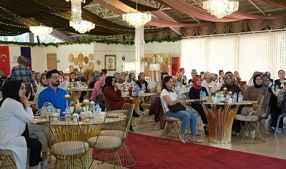 Hareket Bilinci Akademisi'nde post&uuml;r farkındalığı