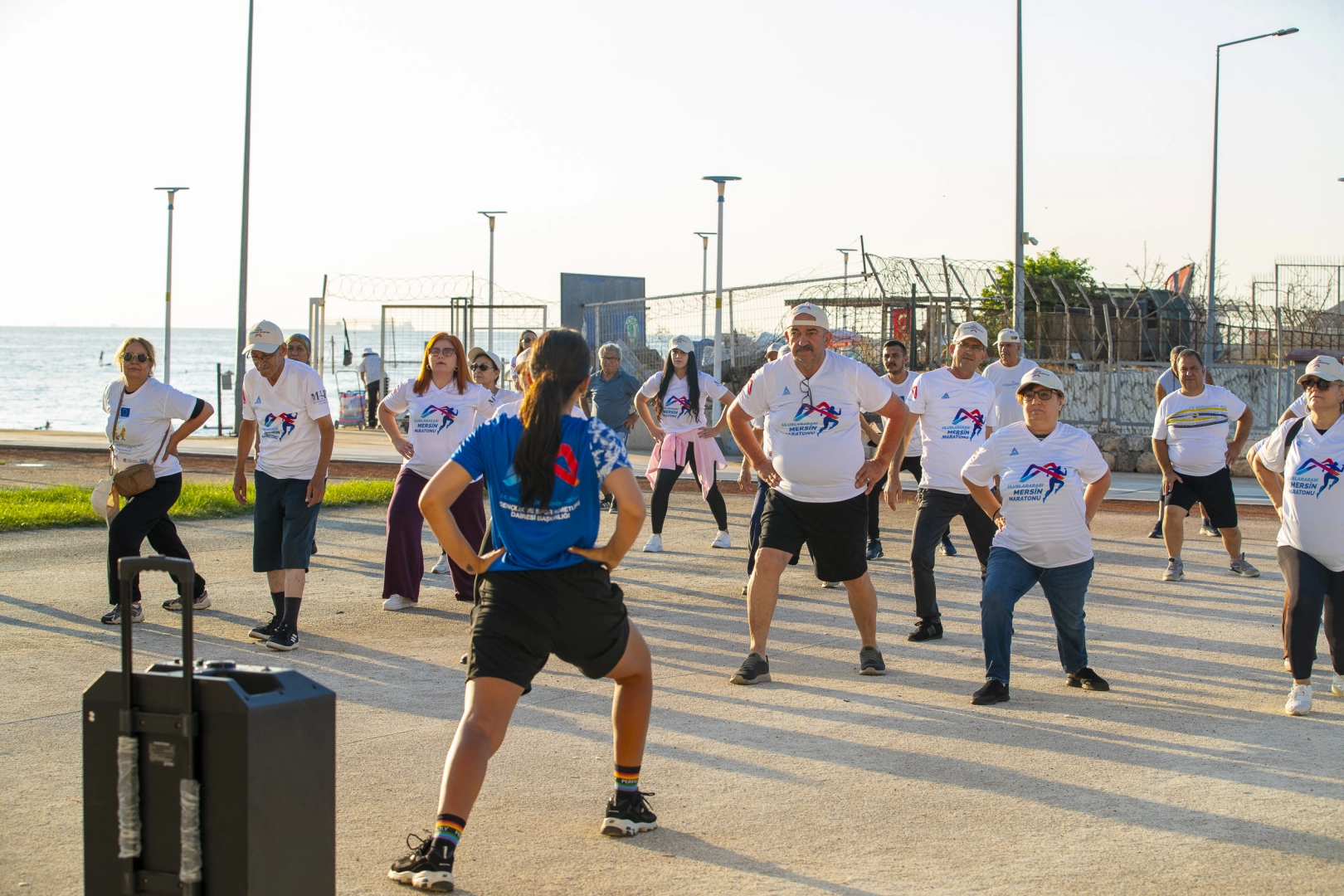 Mersin&rsquo;de muhtarlarla sabah sporu