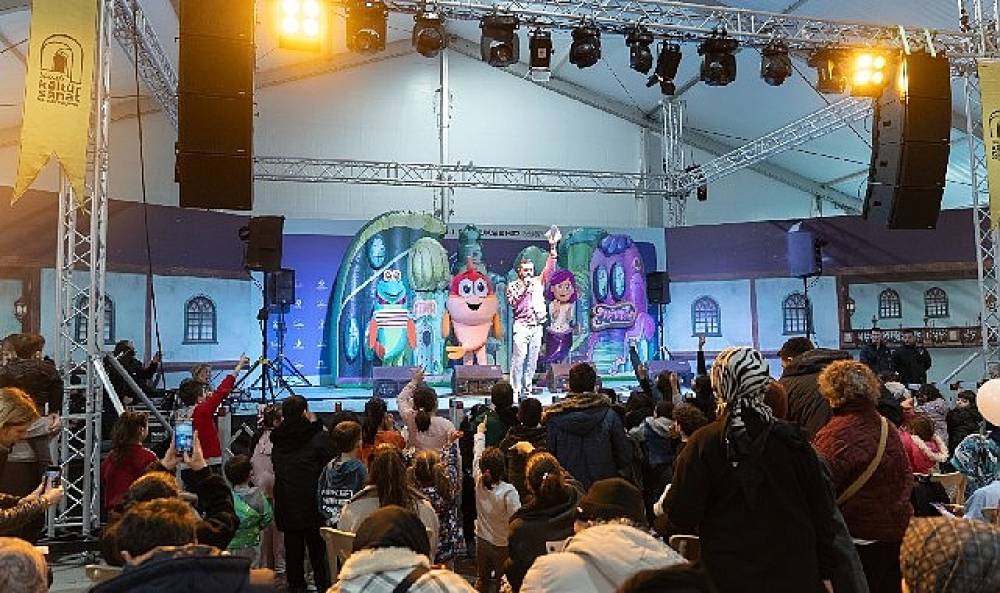 &Ccedil;ocukların sesi Ramazan'ın neşesi oluyor