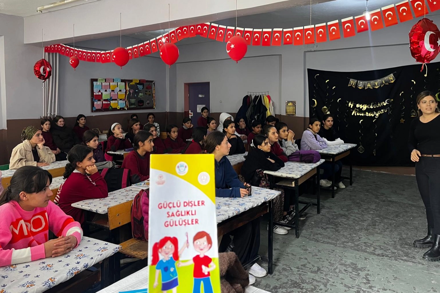 Batman Sason&rsquo;da &ouml;ğrencilere sağlık ve bilin&ccedil;lendirme eğitimi
