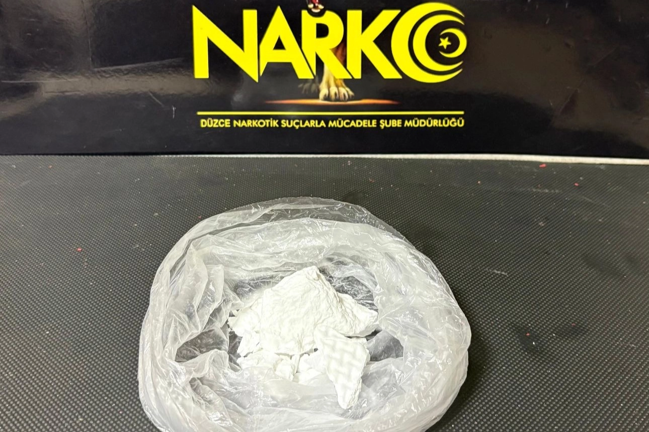 D&uuml;zce'de 55 gram kokain ele ge&ccedil;irildi