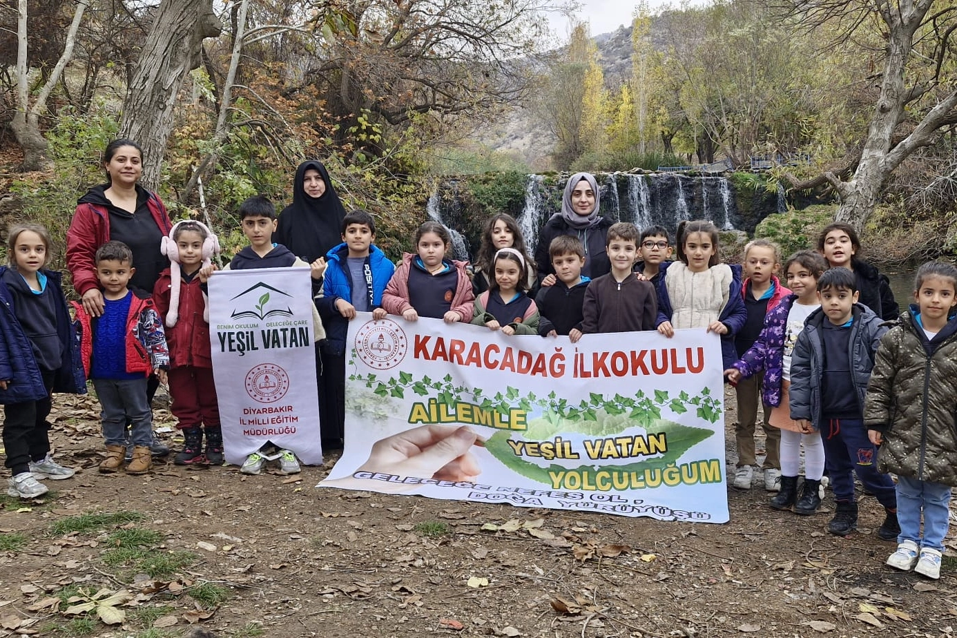 Minik y&uuml;reklerden Yeşil Vatana b&uuml;y&uuml;k katkı