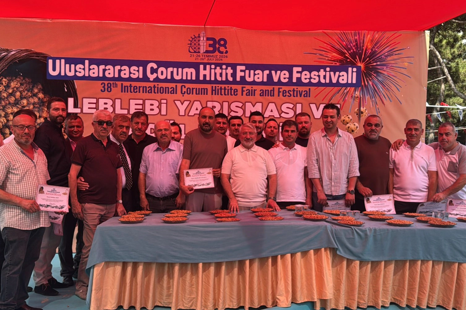 &Ccedil;orum&rsquo;da leblebi yarışması renkli ge&ccedil;ti