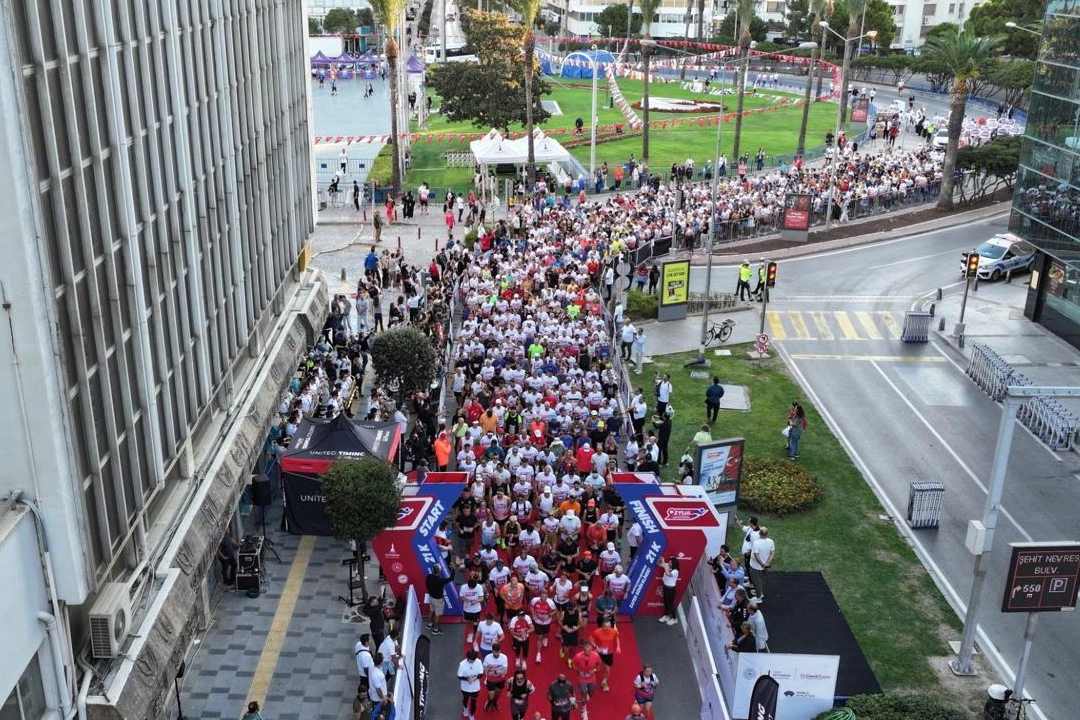 İzmir Yarı Maratonu i&ccedil;in kayıt heyecanı başladı