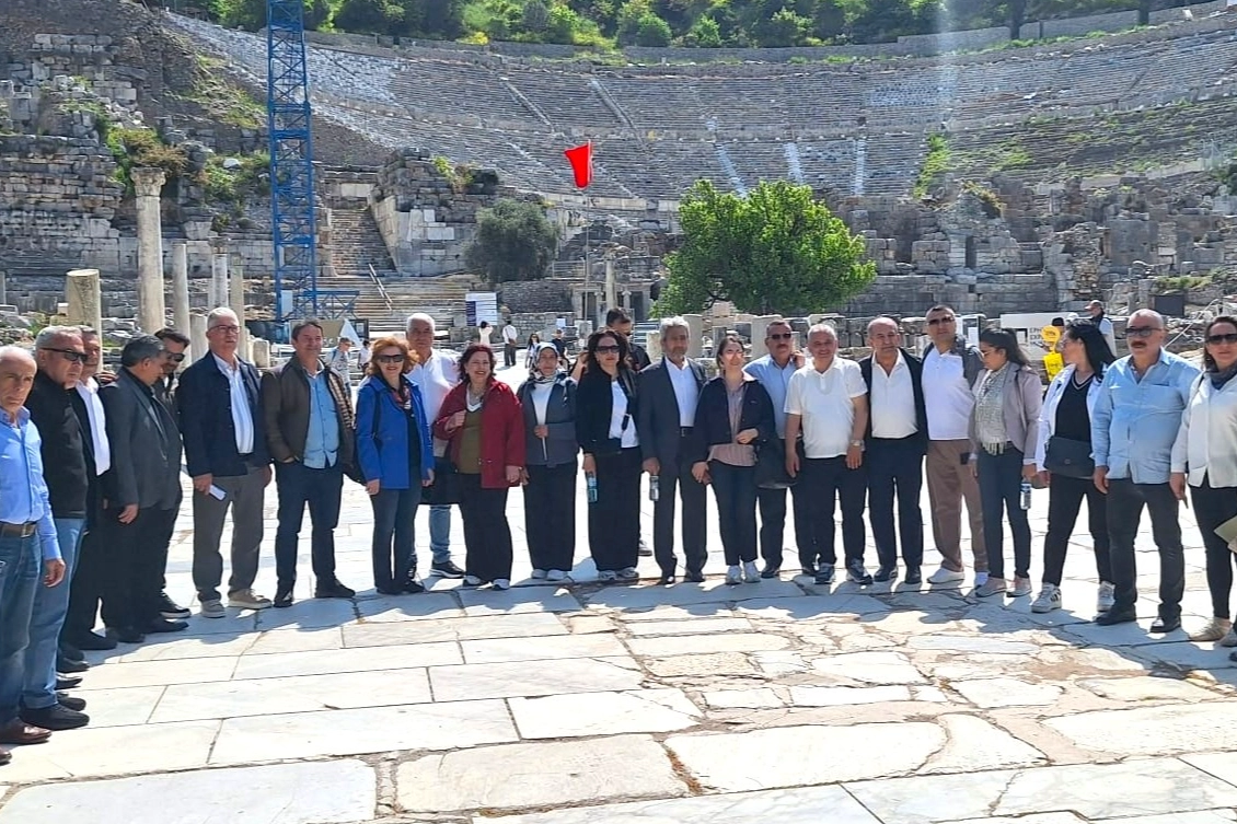 İzmir Bornova Muhtarlar Akademisi&rsquo;nden anlamlı final