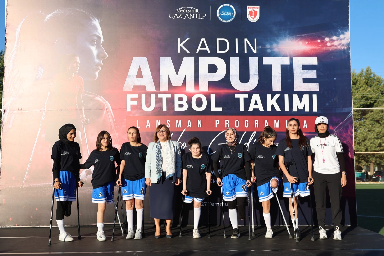 T&uuml;rkiye'nin ilk kadın Ampute takımı gazi şehirde