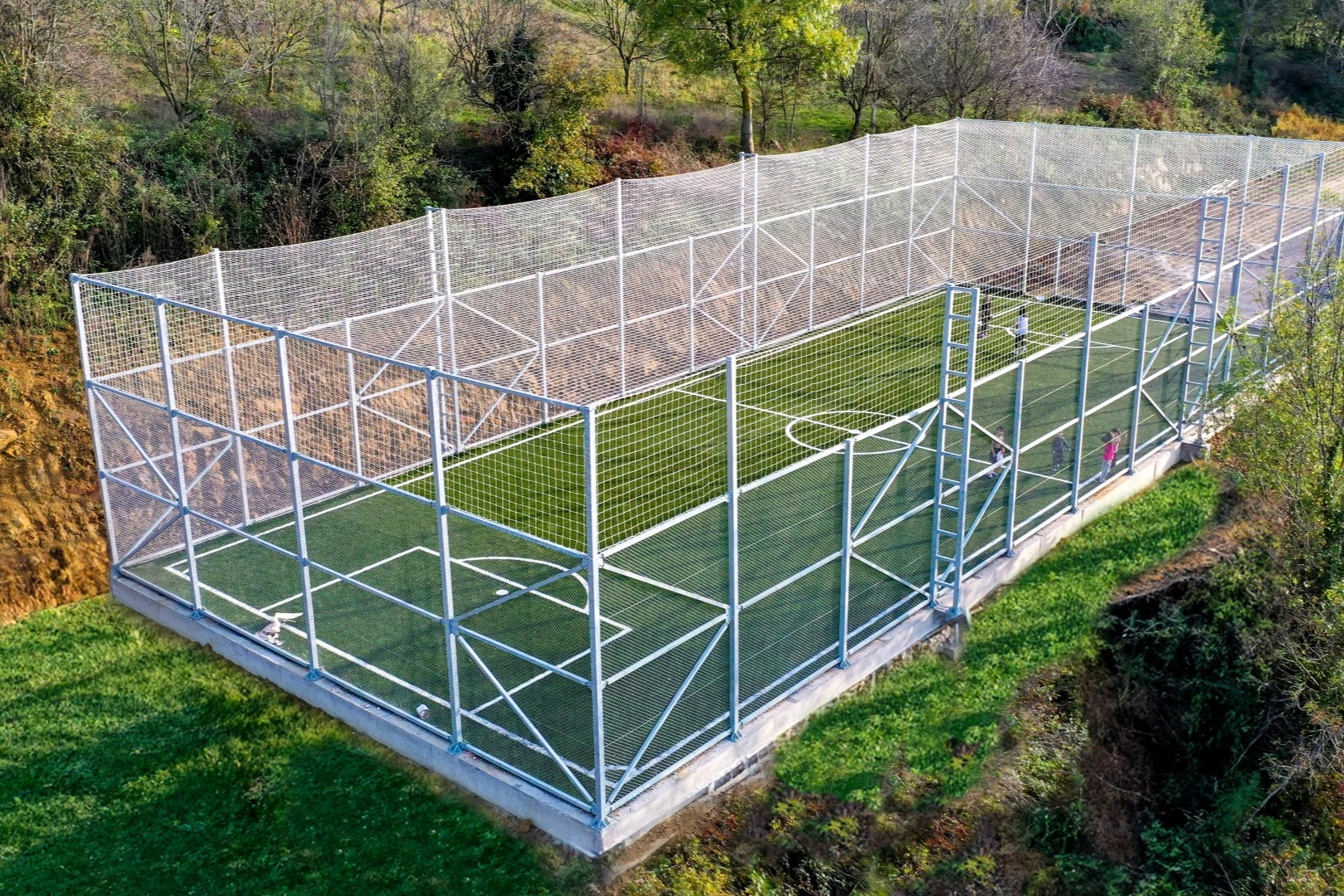 Kocaeli'de futbol sahaları i&ccedil;in ihaleye &ccedil;ıkıyor