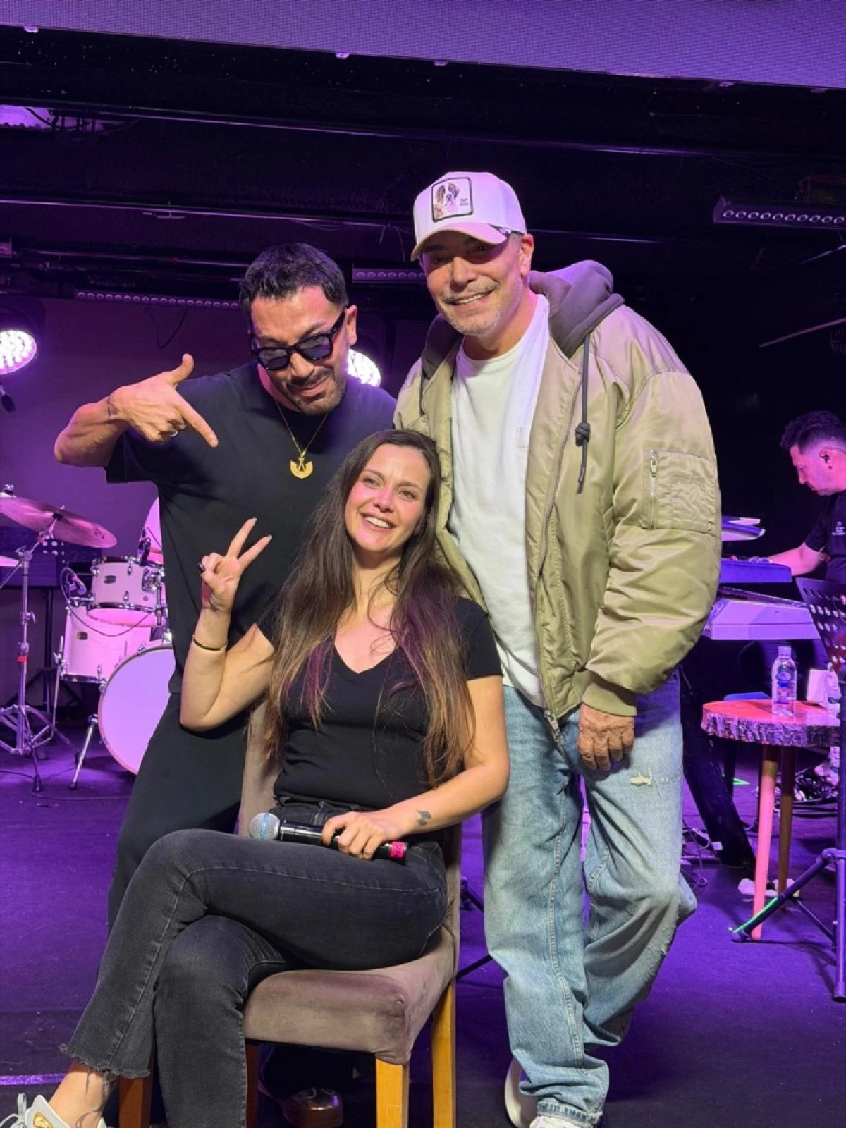 ANKARA'DA "BAMBAŞKA BİR GECE": İREM HELVACIOĞLU, CENK EREN VE AŞKIM KAPIŞMAK AYNI SAHNEDE!