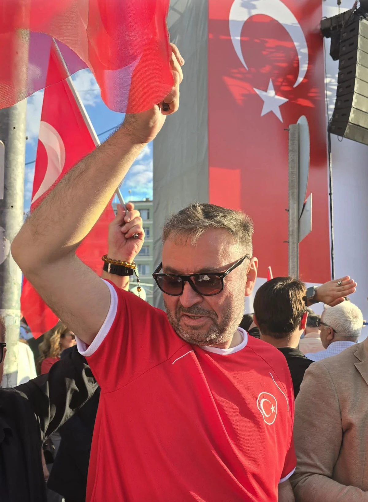 Başkan Y&ouml;r&uuml;k: T&uuml;rkiye Cumhuriyeti Pazarlık Konusu Yapılamaz