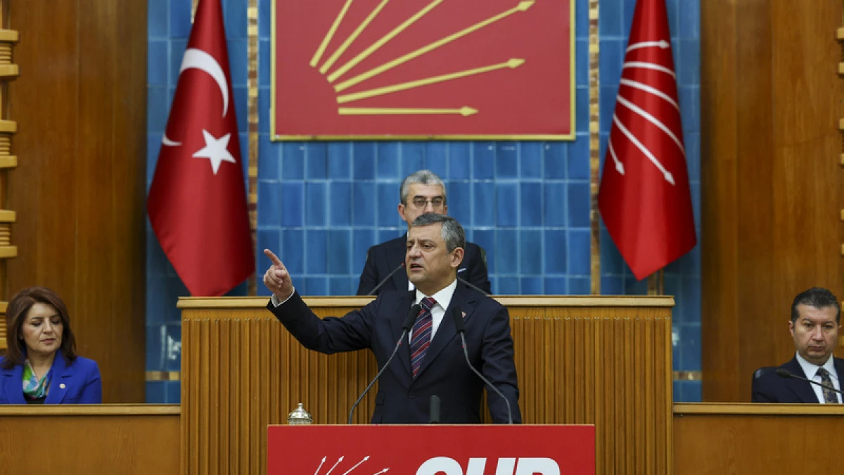 CHP Lideri &Ouml;zg&uuml;r &Ouml;zel: Kimse &lsquo;Erdoğan&rsquo;dan Masallar&rsquo;a; Bu Yılın Ge&ccedil;en Yıldan, Durumunun Ge&ccedil;mişten İyi Olacağına İnanmasın- VİDEOLU HABER