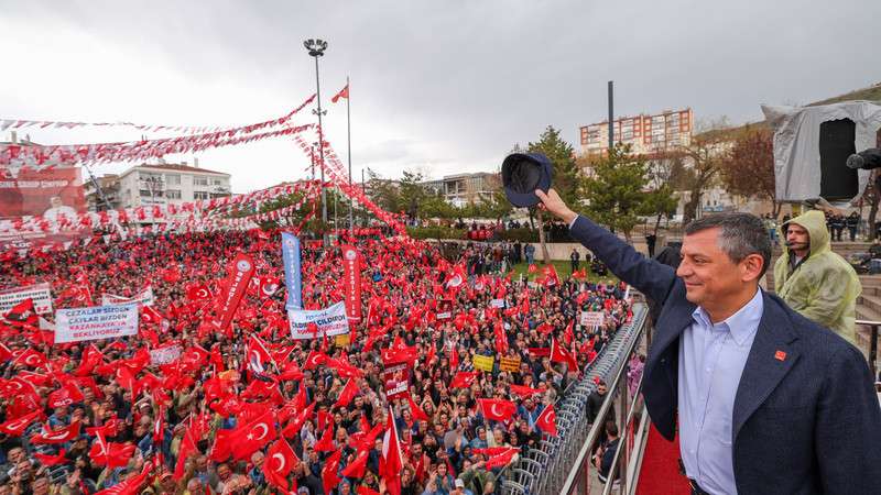 Cumhuriyet Halk Partisi Genel Başkanı Özgür Özel: “Millet Uyanmış, Zulme Susmamış ve Bu Meydana Sığmamıştır”-VİDEOLU HABER 