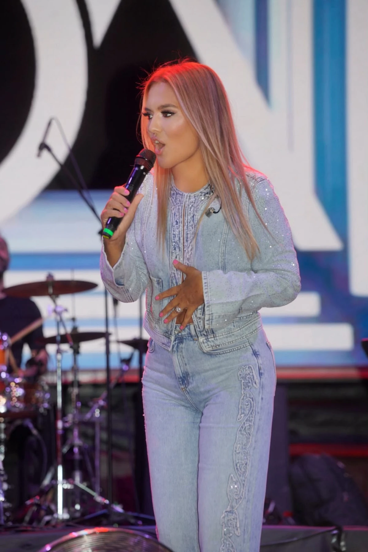 DEMET AKALIN BURSA&rsquo;YI COŞTURDU