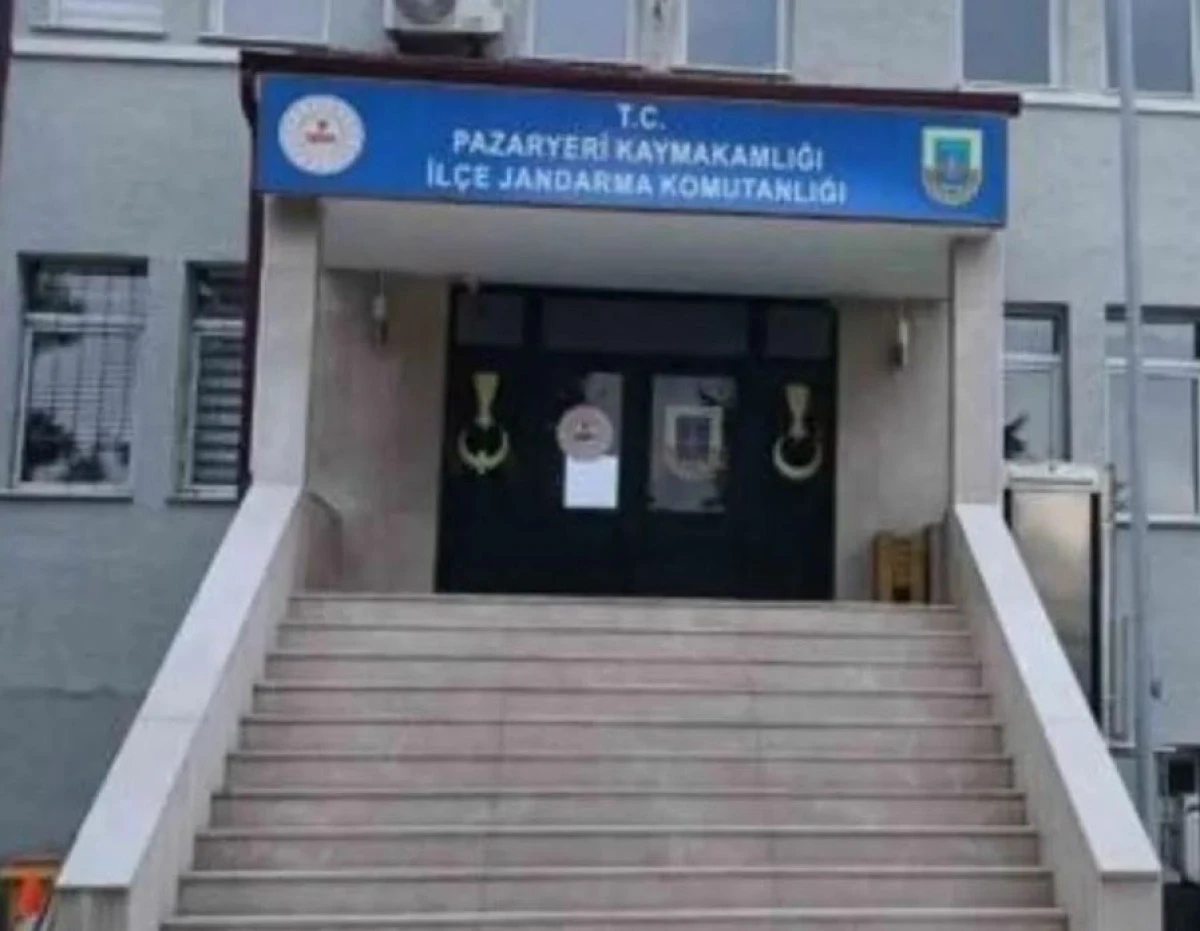 DOLANDIRILMIŞTI! YAŞLI KADININ PARALARINI JANDARMA TESLİM ETTİ