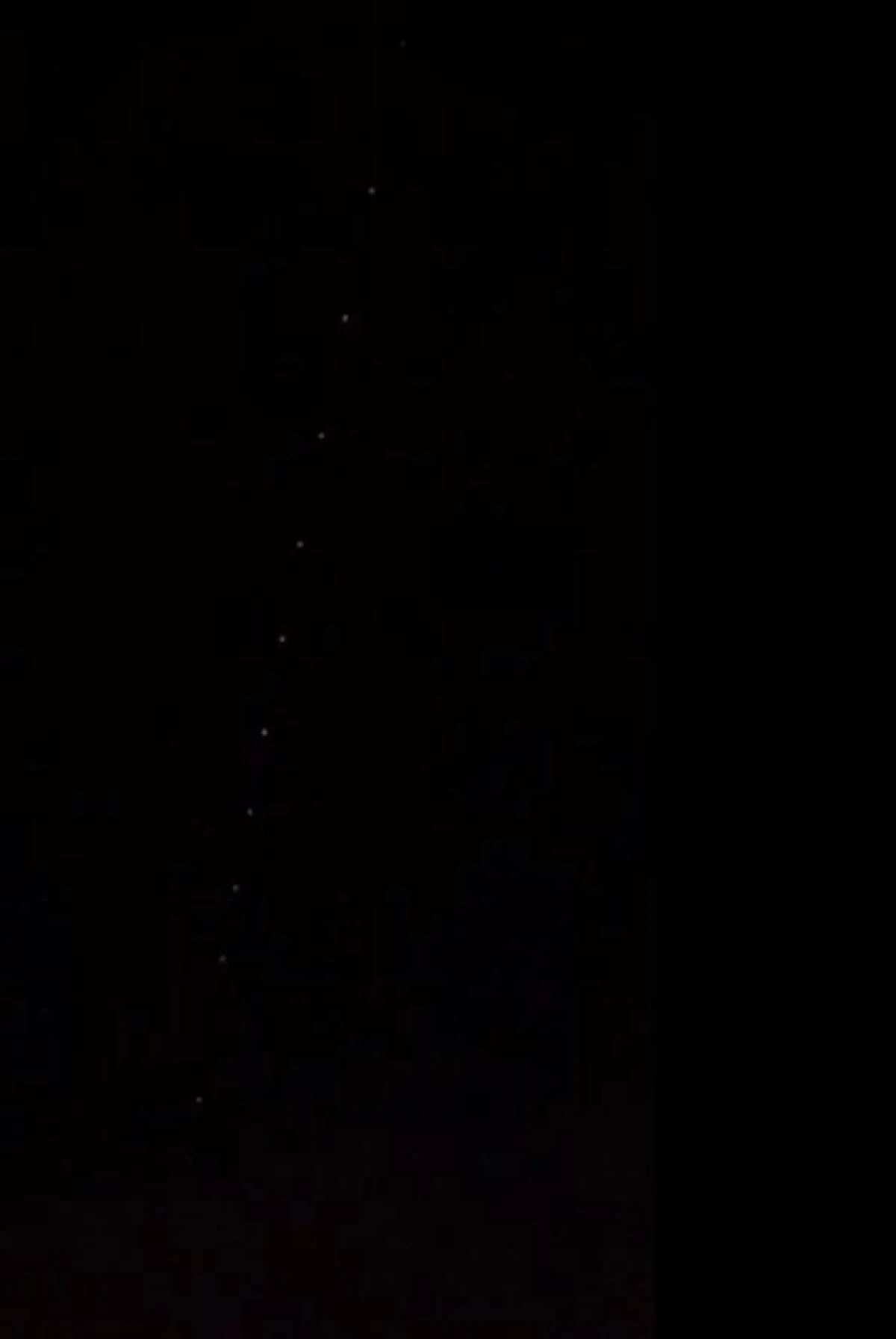 Elon Musk&rsquo;ın &lsquo;Starlink Uydu Zinciri&rsquo; Pazaryeri Semalarında G&ouml;r&uuml;ld&uuml;