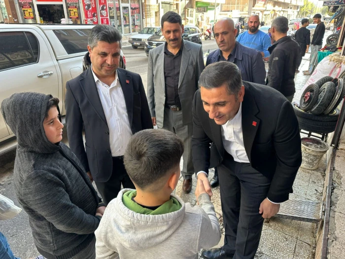 FERHAT KARADAĞ: “VİRANŞEHİR ESNAFININ SESİNE KULAK VERMEK BOYNUMUZUN BORCUDUR”