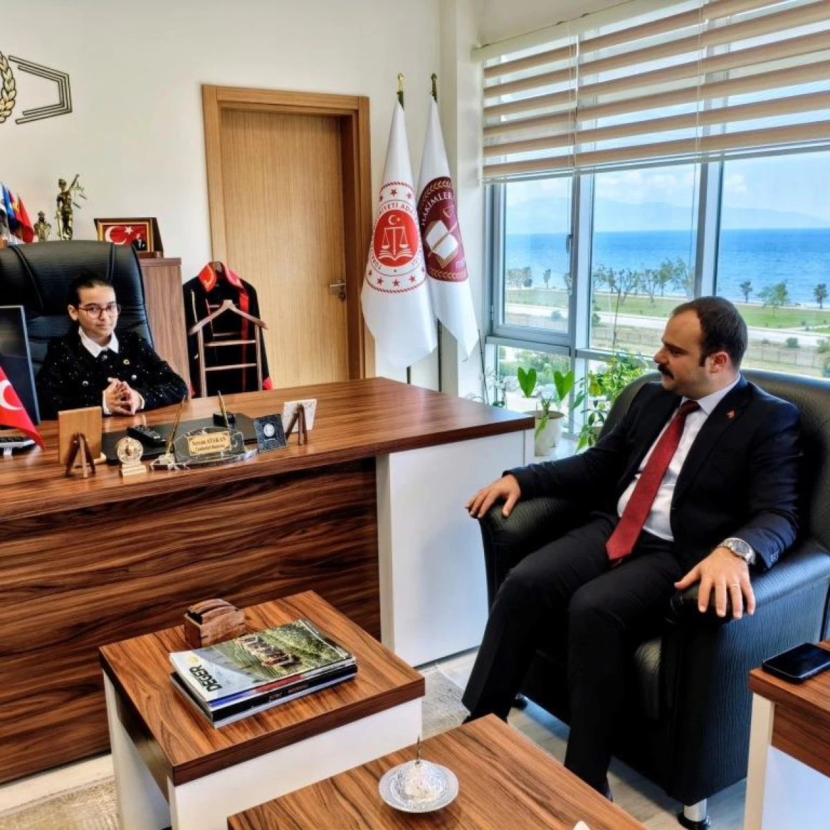 Finike Adliyesi&rsquo;nde 23 Nisan Gururu: Başsavcılık Makamı Minik Lina&rsquo;ya Emanet