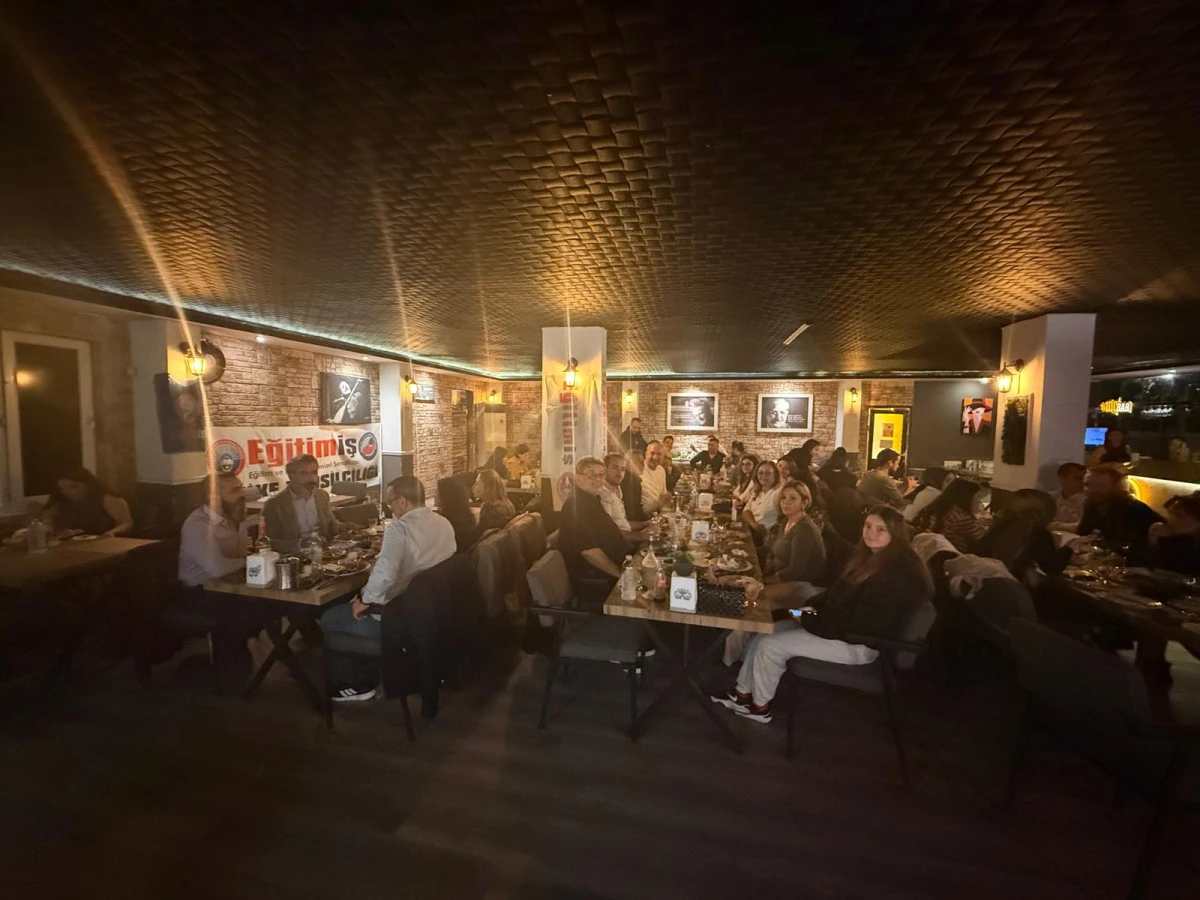 Finike Eğitim-İş Sendikası’ndan 24 Kasım Öğretmenler Günü Buluşması