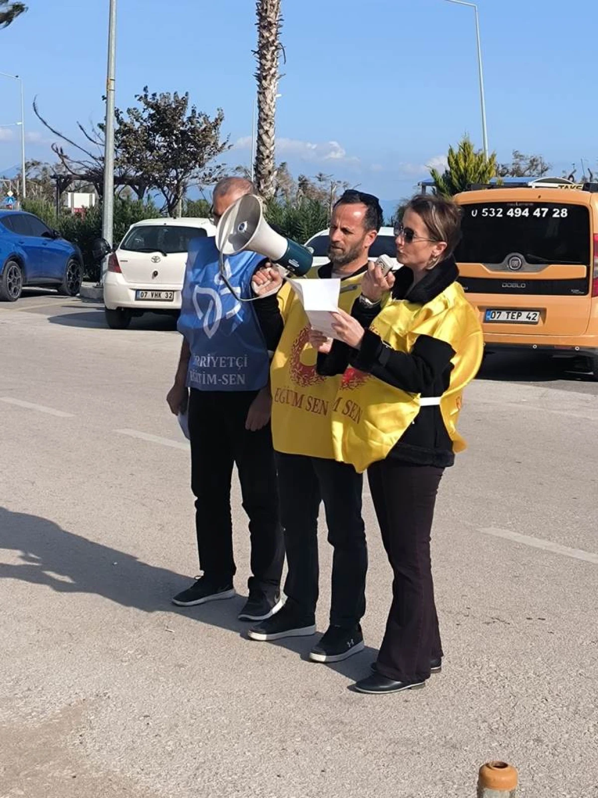 Finike&rsquo;de Eğitim Sendikalarından Okullarda Şiddet Tepkisi