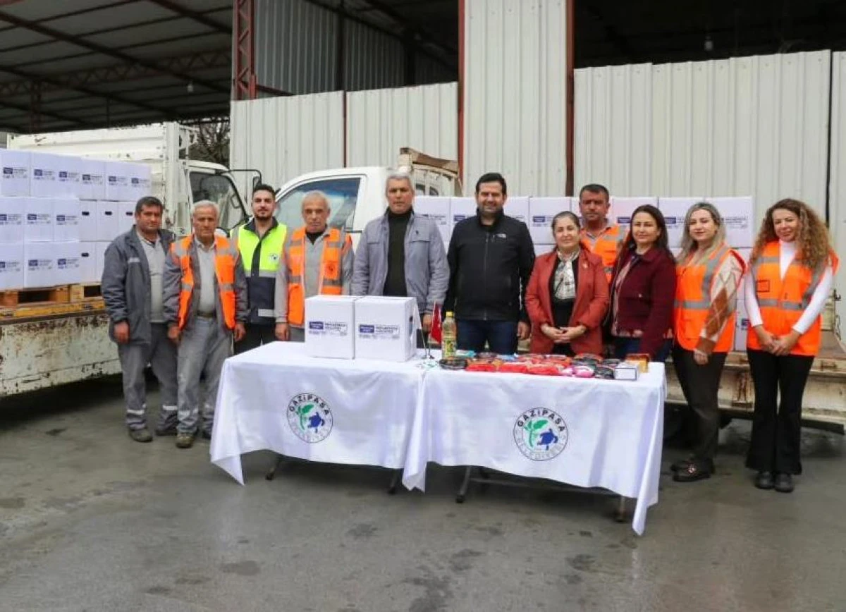 GAZİPAŞA BELEDİYESİ RAMAZAN&rsquo;DA GIDA KOLİSİ DAĞITIMINA BAŞLADI