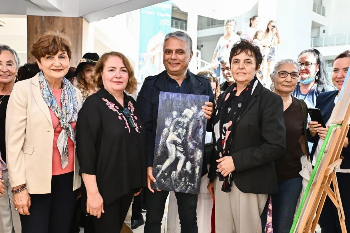 &lsquo;Geleceğin Renkleri&rsquo; Muratpaşa&rsquo;da kapılarını a&ccedil;tı