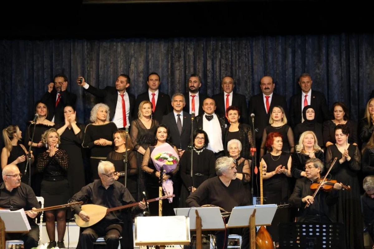 Gemlik&rsquo;te T&uuml;rk Halk M&uuml;ziği Gecesi