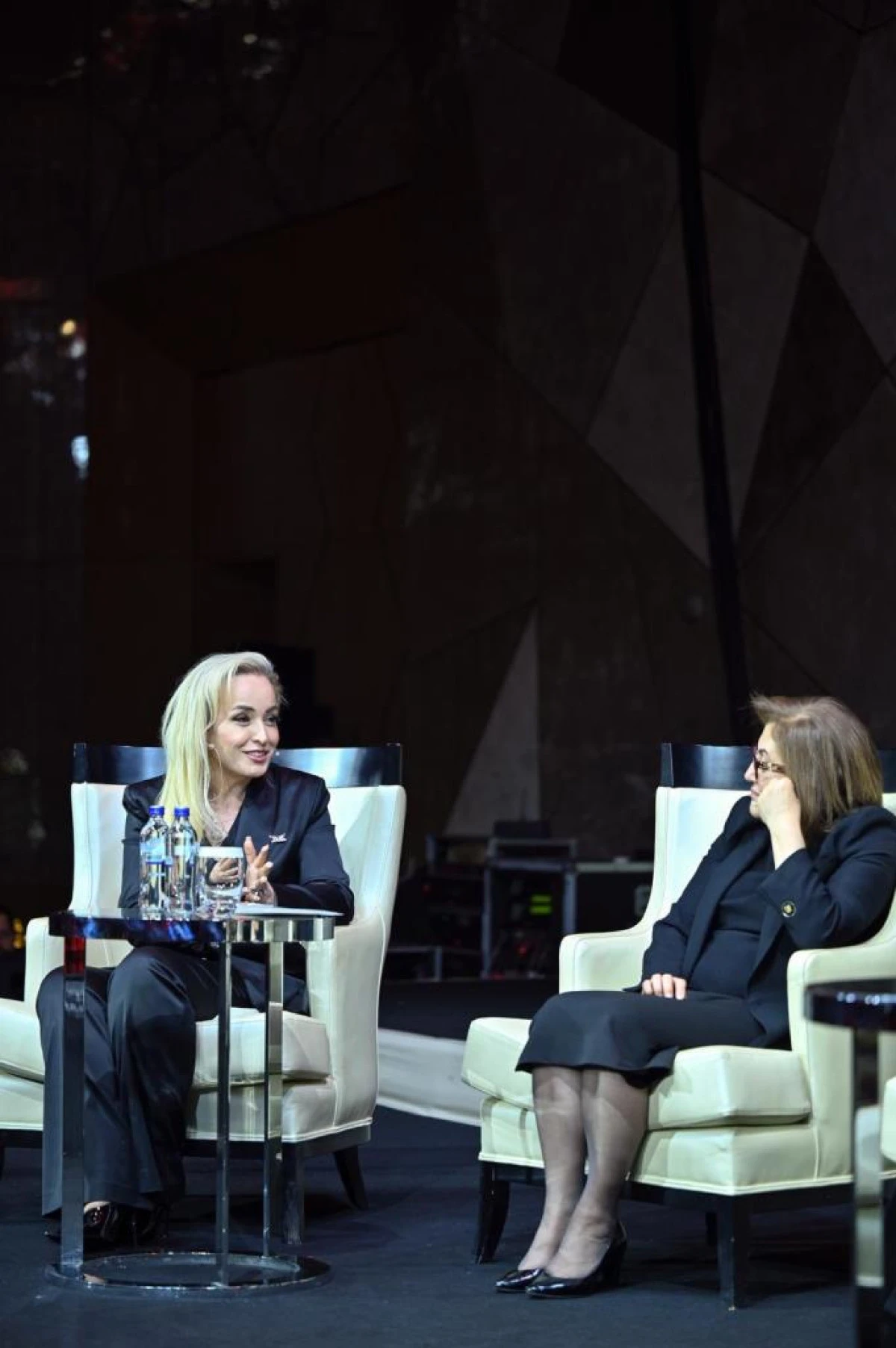 &ldquo;Ger&ccedil;ek Başarı İz Bırakmaktır&rdquo; Emel Uslu Atik T&uuml;rkiye Kadın Zirvesi&rsquo;nde Konuştu