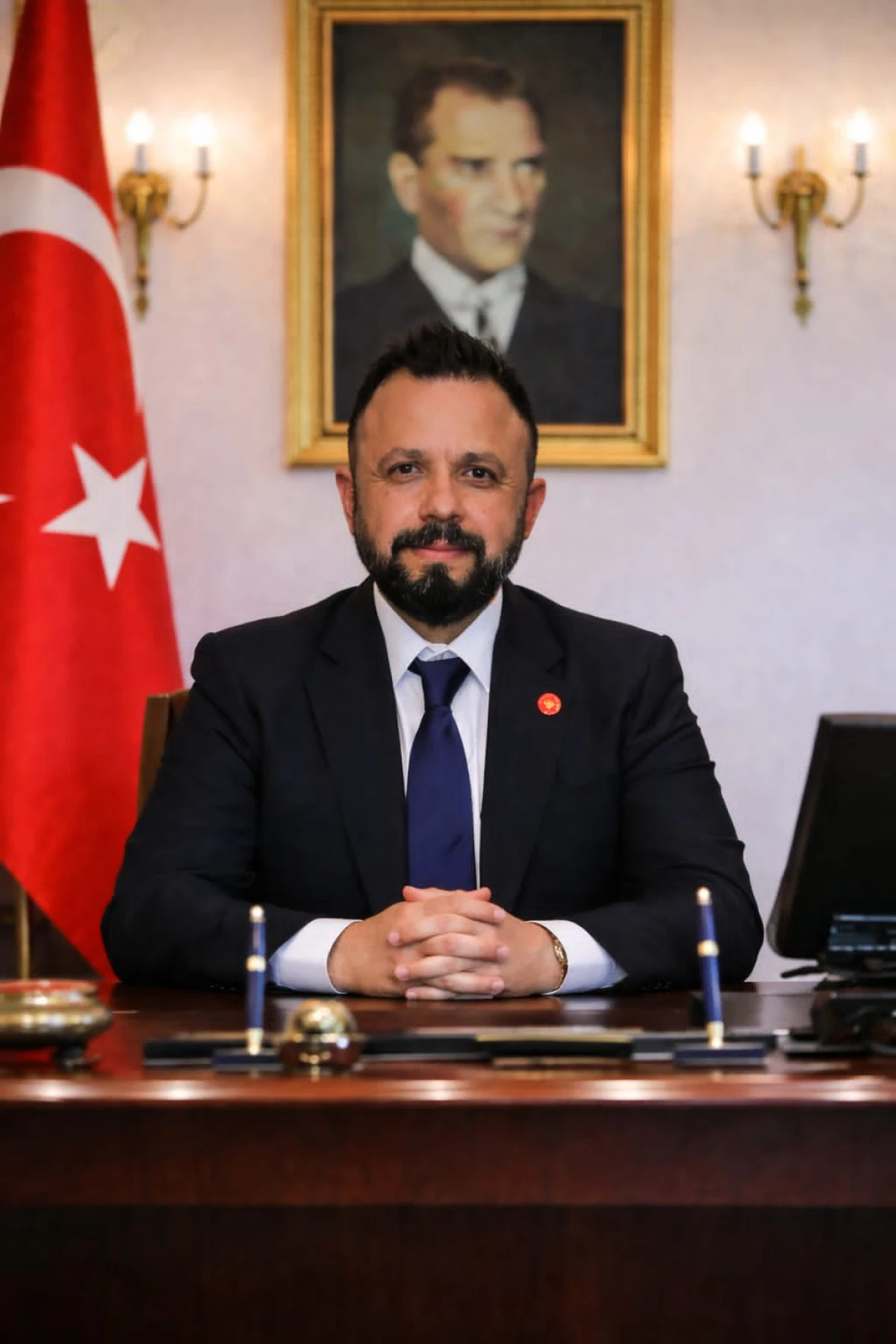 G&uuml;&ccedil;l&uuml; Parti&rsquo;den Tefecilikle M&uuml;cadele Kararlılığı: "Bu Bizim Parti Politikamızdır"