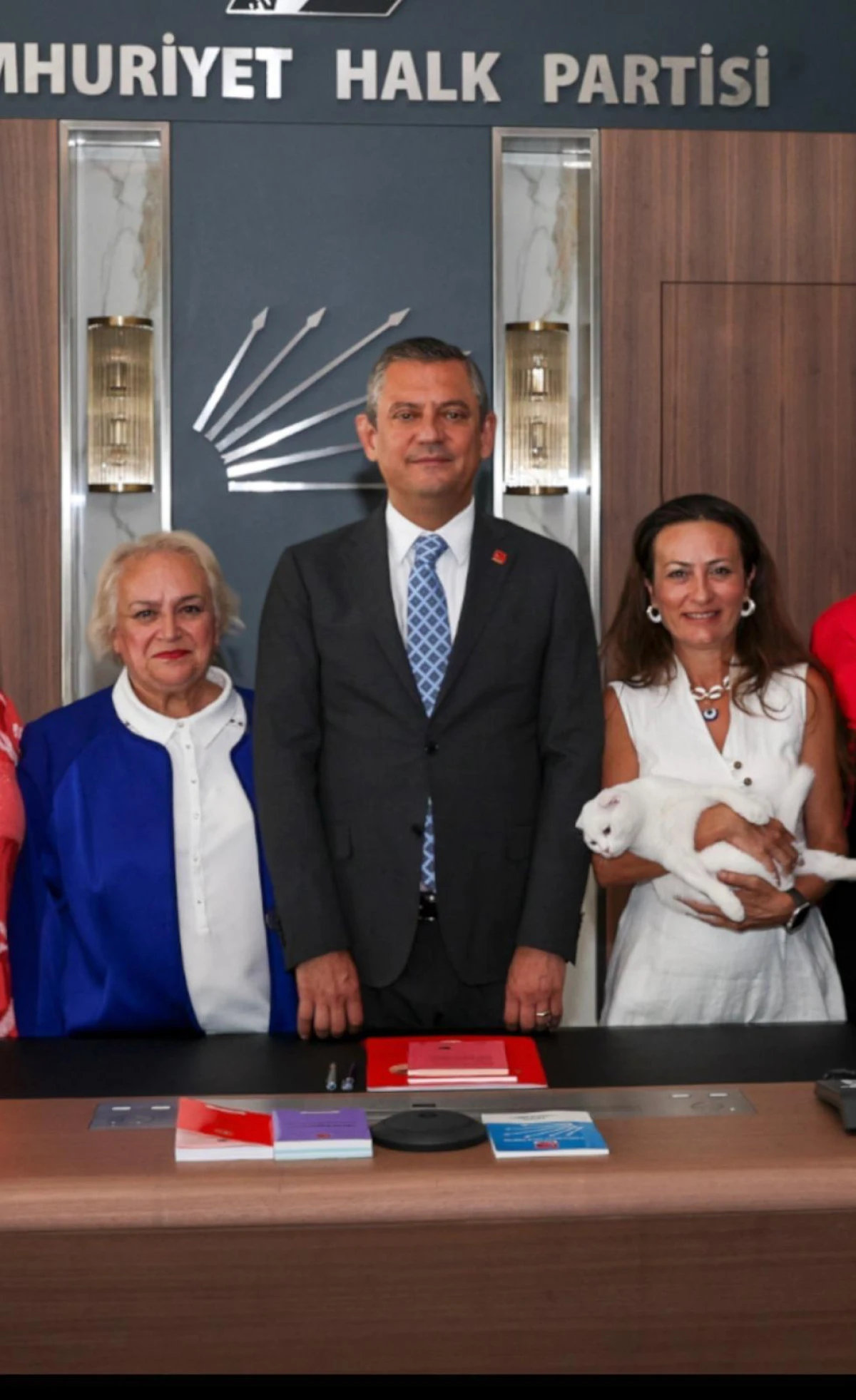 G&uuml;lbahar Tahmilci: D&uuml;nde Bug&uuml;n De Beraberiz Yol Arkadaşlığımızı Aynı İnan&ccedil;la S&uuml;rd&uuml;r&uuml;yoruz